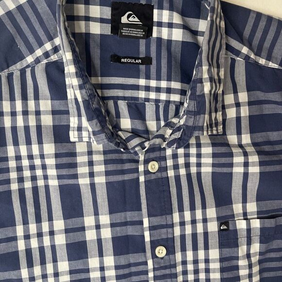 Quicksilver Men's Short Sleeve Button Down Shirt Blue Plaid Size Large - Picture 3 of 6